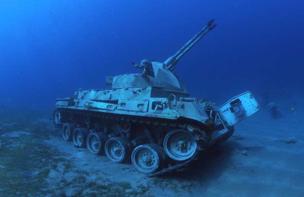 aqaba military museum title picture with tank