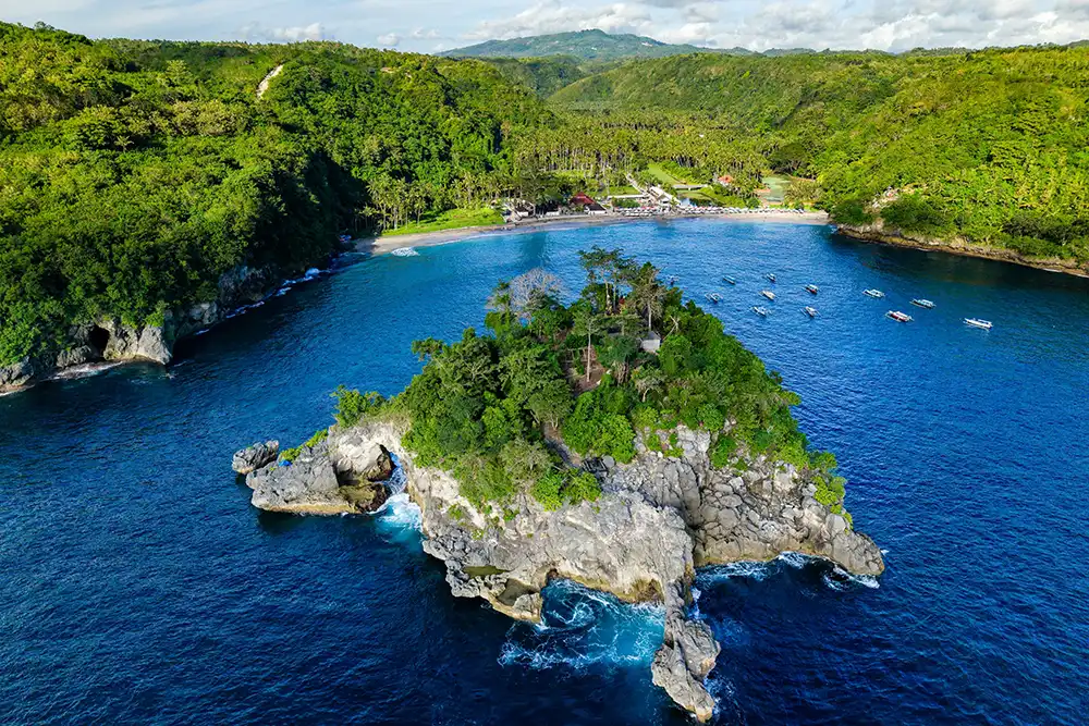 Malaysian diver dies after emergency at Nusa Penida’s Crystal Bay, Bali