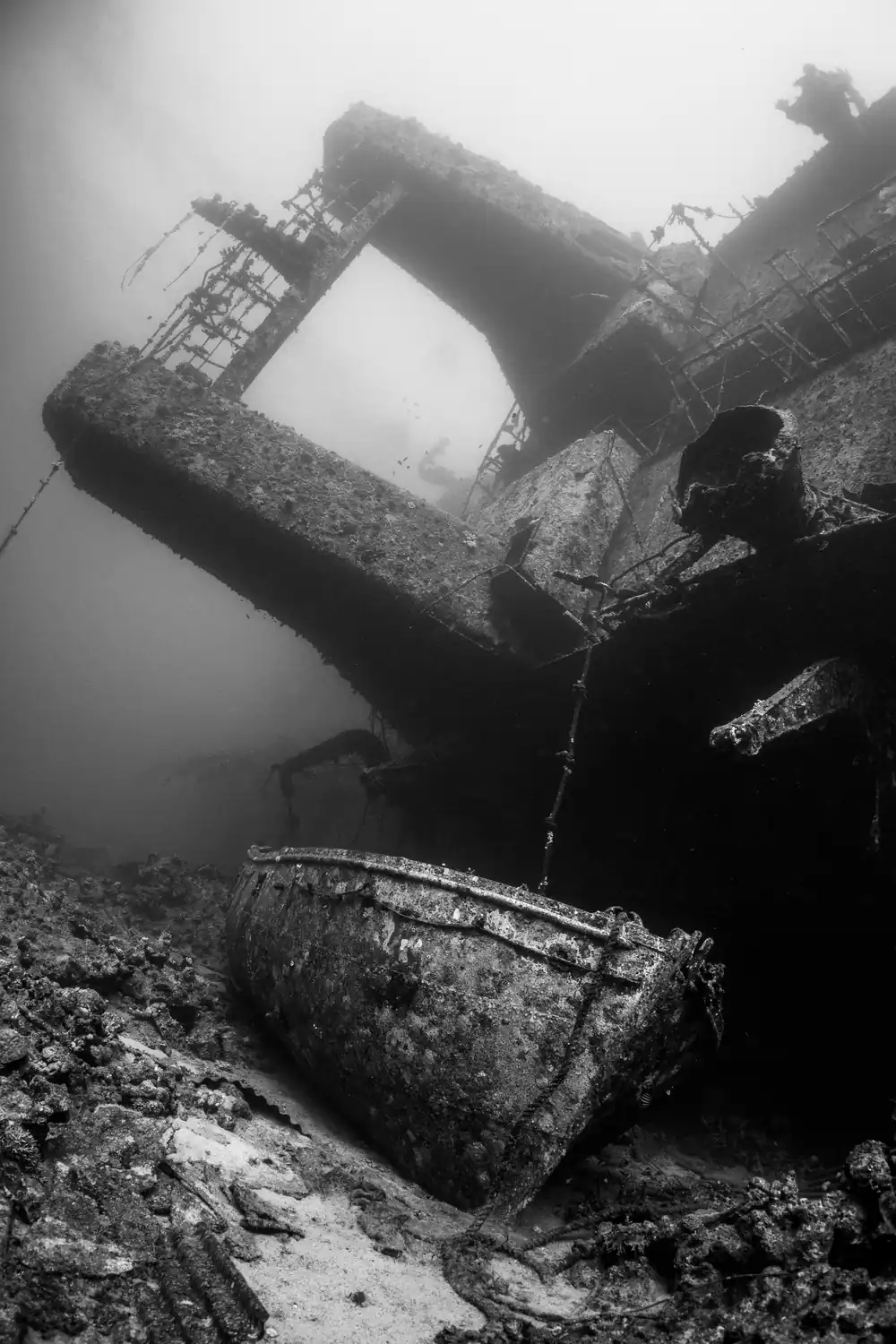 Salem Express wreck and lifeboat underwater