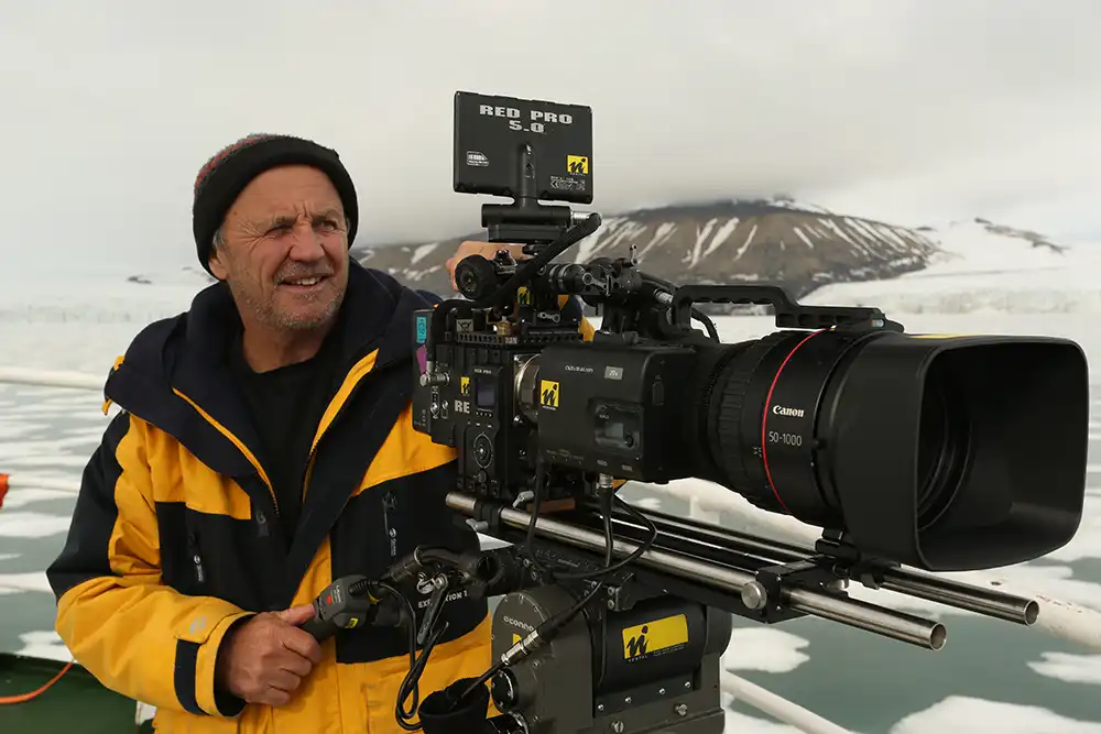 A wild diving life – pioneering underwater cameraman Doug Allan talks to DIVE