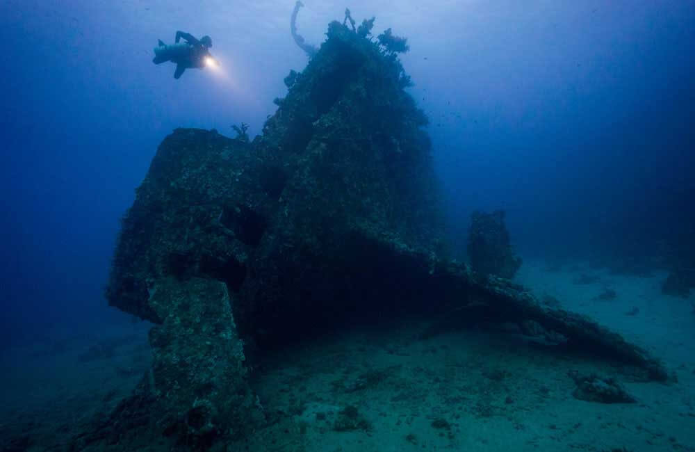 Wreck Dives - DIVE Magazine