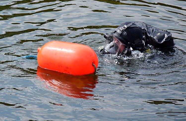 Irish Garda Water Unit training day in the river Liffey