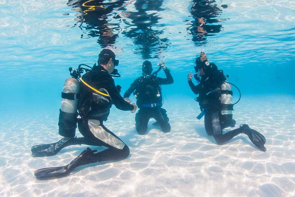 Learning To Dive 15 Things You Need To Know DIVE Magazine