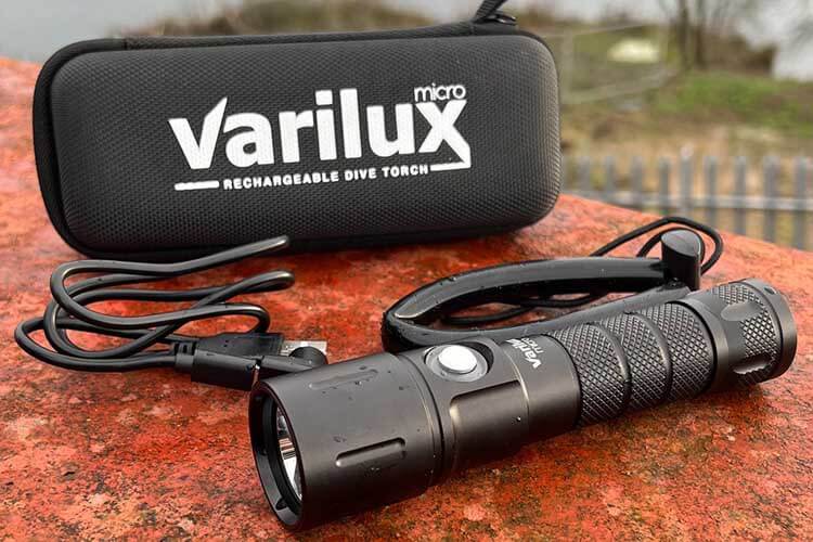 varilux micro dive torch and case