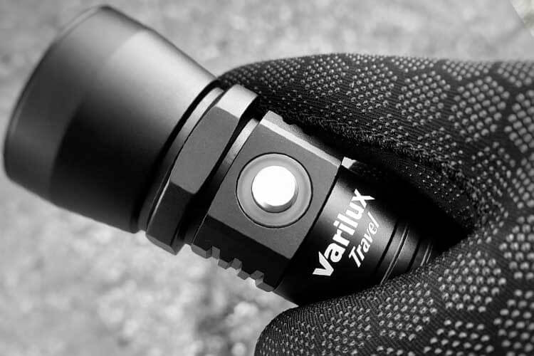 varilux travel dive torch with gloves
