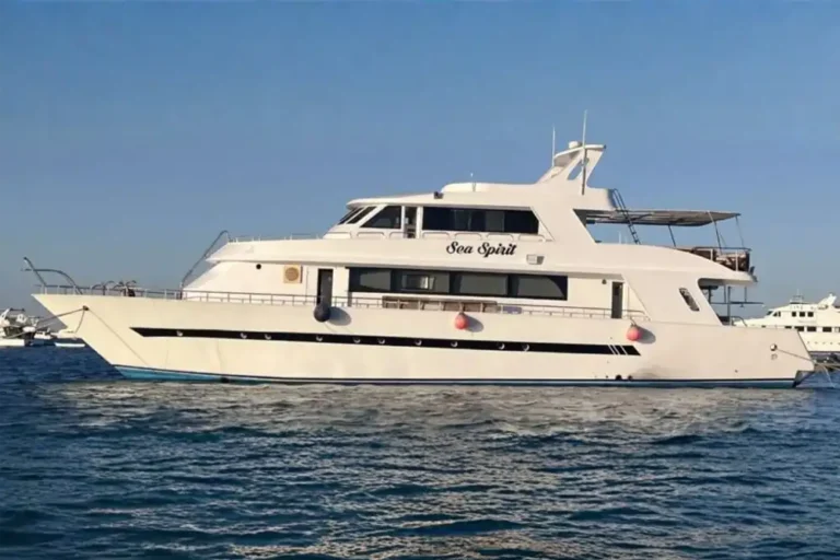 Crew member reportedly dies after Red Sea liveaboard Sea Spirit sinks